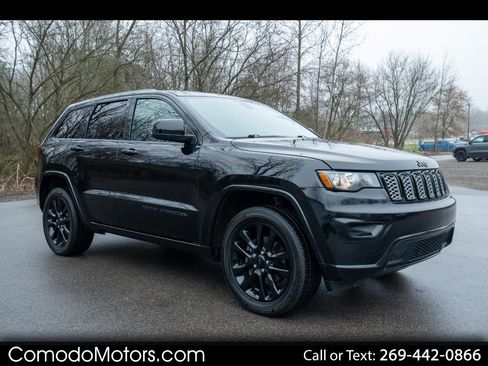 Used 2019 Jeep Grand Cherokee Altitude AWD/4WD image 1