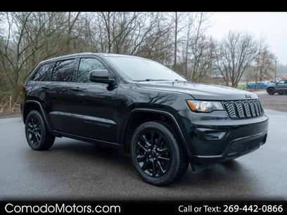 Used 2019 Jeep Grand Cherokee Altitude