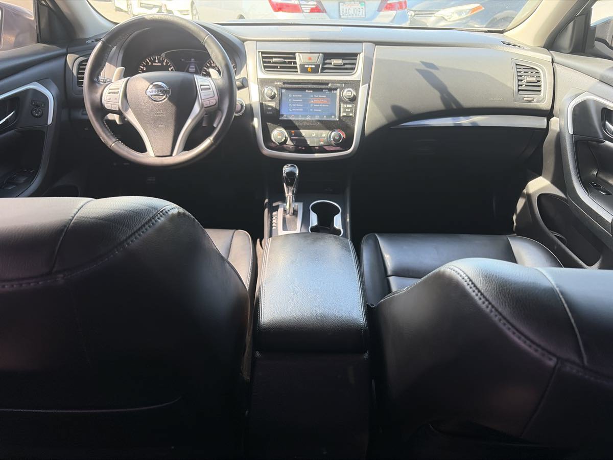 Used 2018 Nissan Altima 2.5 SR w/ SR Midnight Edition FWD image 32