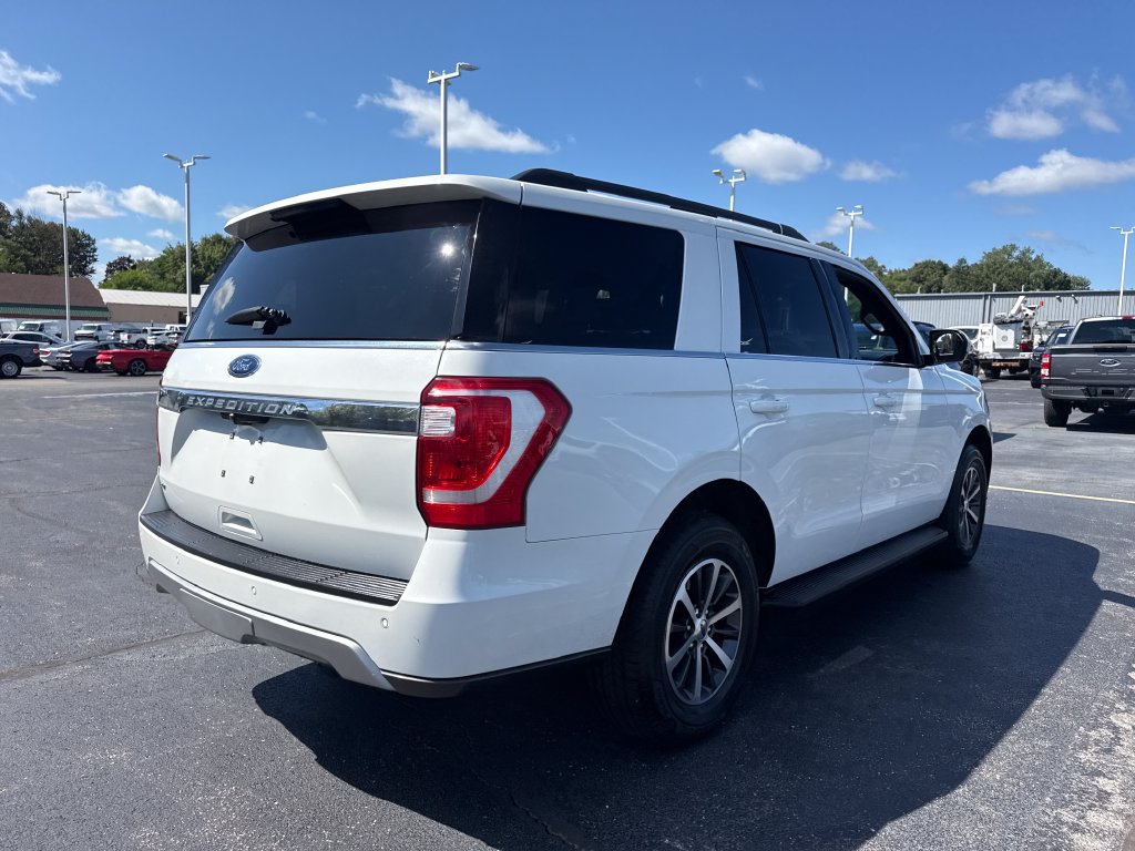 Used 2020 Ford Expedition XLT w/ Cargo Package AWD/4WD image 8