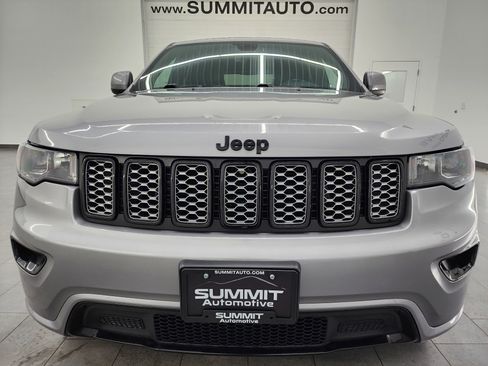 Used 2020 Jeep Grand Cherokee Altitude image 22