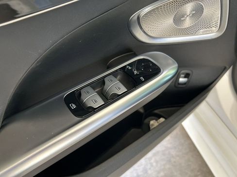 Used 2024 Mercedes-Benz C 300 Sedan image 43