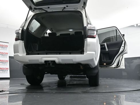 Used 2021 Toyota 4Runner SR5 image 45