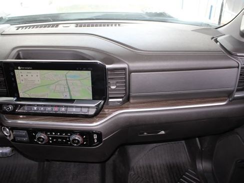 Used 2025 Chevrolet Silverado 2500 LT AWD/4WD image 25