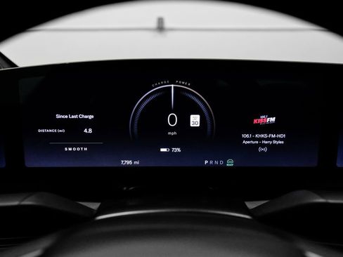 Used 2024 Lucid Air Touring image 19