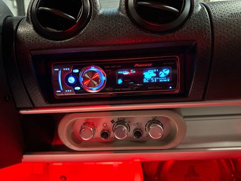 Used 2005 Lotus Elise image 23