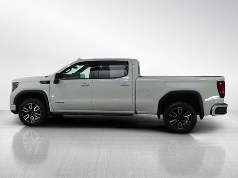 Used 2022 GMC Sierra 1500 AT4 w/ AT4 Preferred Package image 3