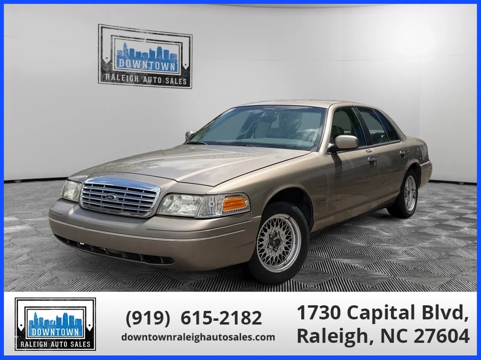 Used 2001 Ford Crown Victoria LX RWD image 14