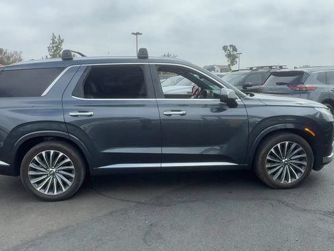 Used 2024 Hyundai Palisade Calligraphy FWD image 7