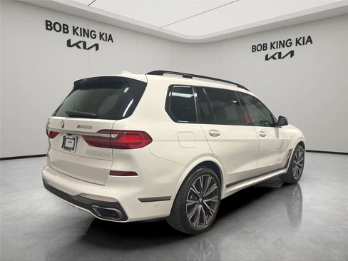 Used 2021 BMW X7 M50i w/ Executive Package AWD/4WD image 5