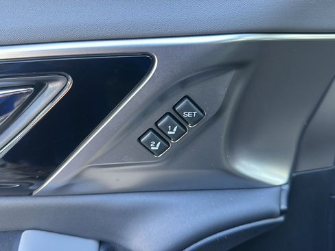 Used 2021 Subaru Outback Limited image 17