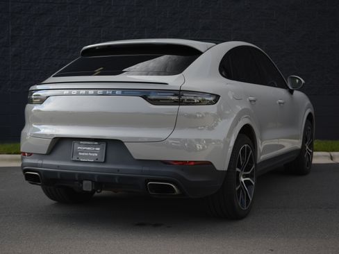 Certified 2021 Porsche Cayenne Coupe AWD/4WD image 7