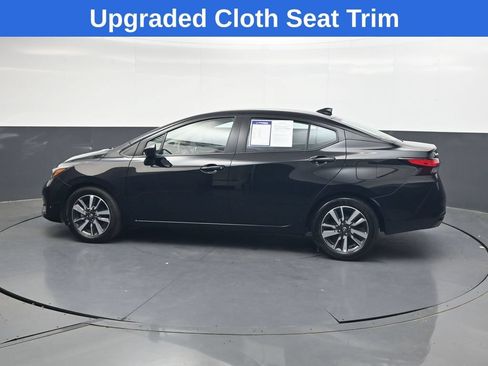 Used 2025 Nissan Versa SV FWD image 7