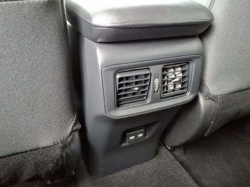 Used 2024 Toyota RAV4 XLE FWD image 11