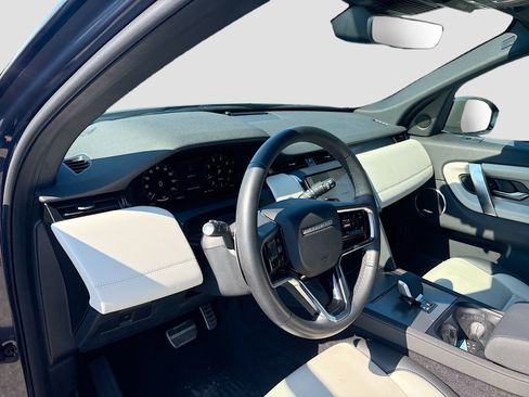 Used 2025 Land Rover Discovery Sport Dynamic SE image 26