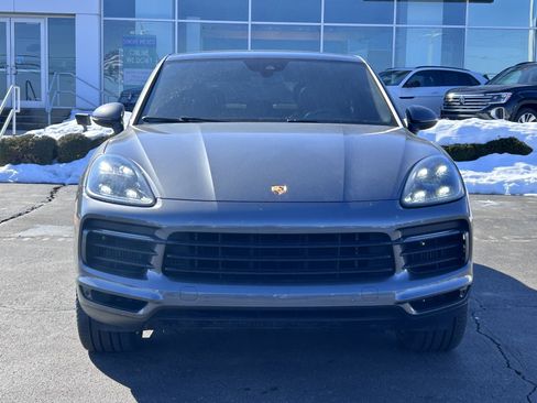 Used 2020 Porsche Cayenne E-Hybrid image 2