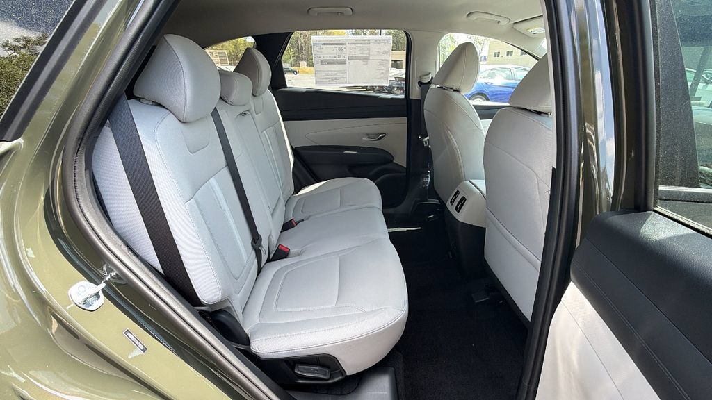New 2026 Hyundai Tucson SEL Plus FWD image 17