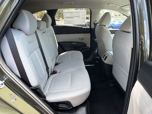 New 2026 Hyundai Tucson SEL FWD image 17