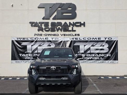 Used 2025 Toyota Tacoma TRD Off-Road AWD/4WD image 3
