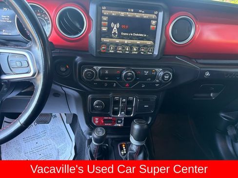 Used 2019 Jeep Wrangler Unlimited Rubicon AWD/4WD image 17