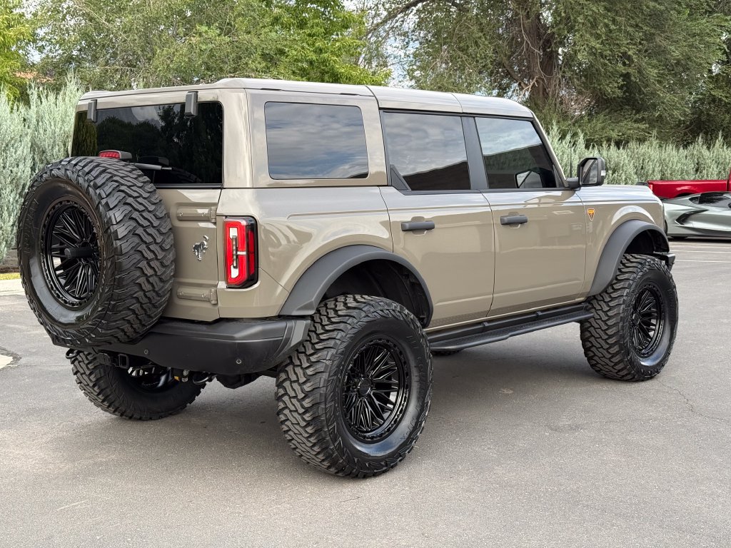 Used 2025 Ford Bronco Badlands AWD/4WD image 9