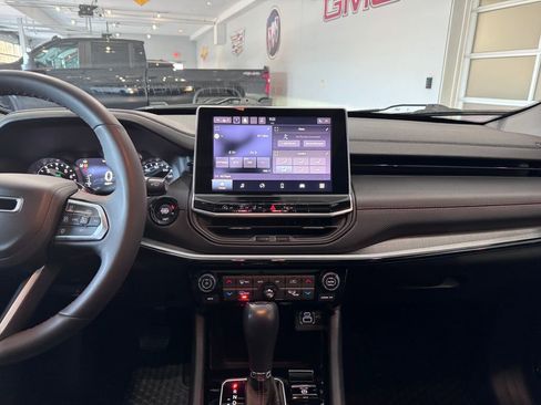 Used 2023 Jeep Compass Trailhawk w/ Sun and Sound Group image 17