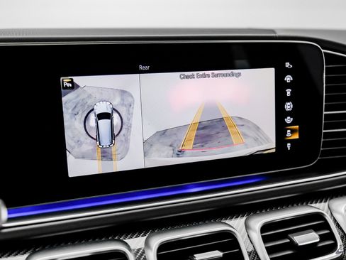 Used 2022 Mercedes-Benz GLS 63 AMG 4MATIC w/ Warmth & Comfort Package image 62