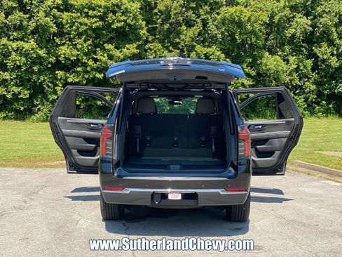Used 2025 Chevrolet Tahoe LT AWD/4WD image 46