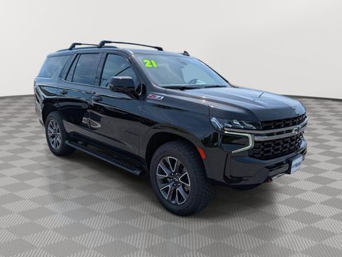 Used 2021 Chevrolet Tahoe Z71 w/ Z71 Off-Road Package AWD/4WD image 7