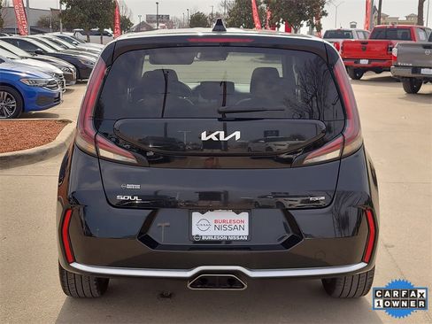 Used 2023 Kia Soul GT-Line image 3