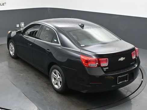 Used 2015 Chevrolet Malibu LT FWD image 35