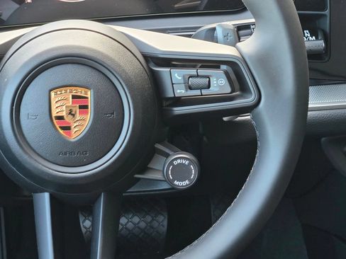 New 2026 Porsche Cayenne AWD/4WD image 17