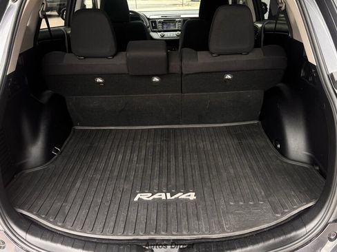 Used 2016 Toyota RAV4 XLE FWD image 39