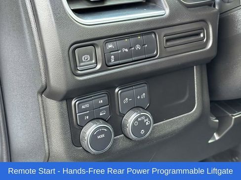 Used 2024 Chevrolet Suburban RST image 12