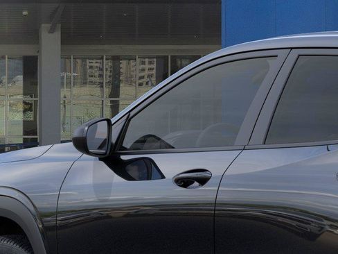 New 2026 Chevrolet Trax LS FWD image 12