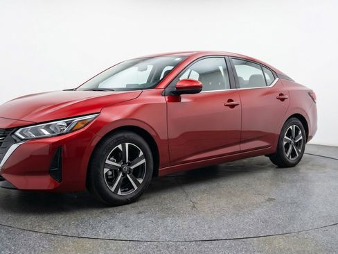 Used 2025 Nissan Sentra SV FWD image 3