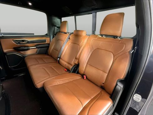 Used 2019 RAM 1500 Limited AWD/4WD image 17