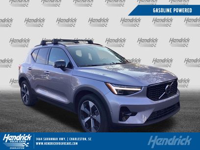 New 2026 Volvo XC40 B5 Plus w/ Protection Package Premier