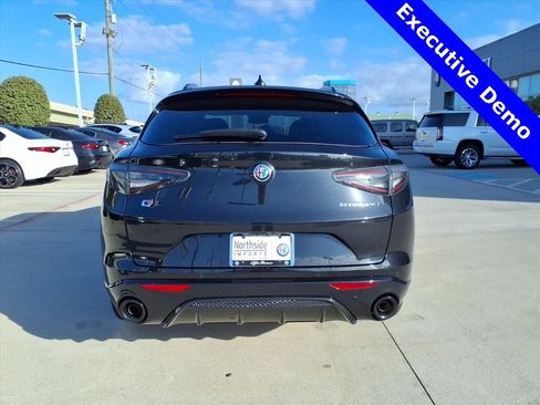New 2025 Alfa Romeo Stelvio Sprint w/ Veloce Package image 9