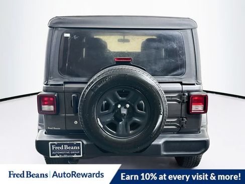 Used 2018 Jeep Wrangler Unlimited Sport AWD/4WD image 7