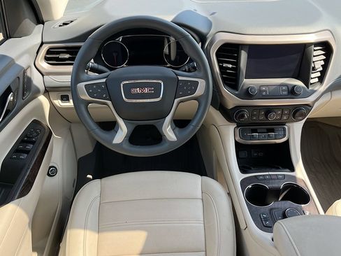 Used 2023 GMC Acadia Denali w/ Denali Ultimate Package AWD/4WD image 24