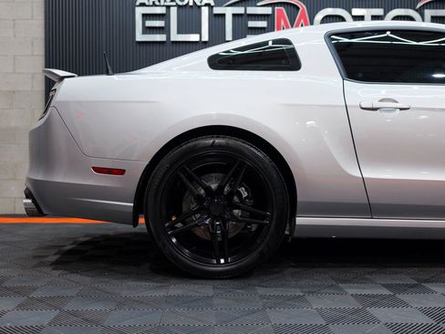 Used 2013 Ford Mustang Shelby GT500 RWD image 13