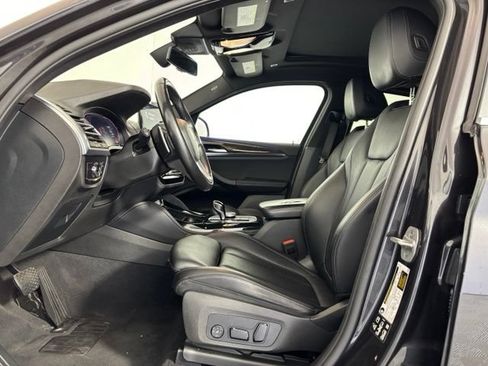 Used 2024 BMW X4 xDrive30i w/ Premium Package AWD/4WD image 11