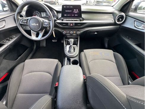 Used 2024 Kia Forte LXS image 19