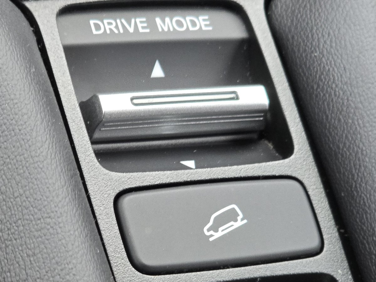 Used 2026 Honda HR-V LX image 4