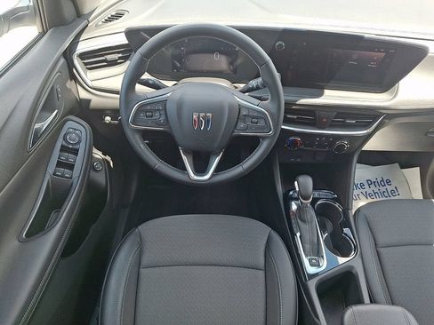 Certified 2024 Buick Encore GX Preferred w/ Comfort Package FWD image 13