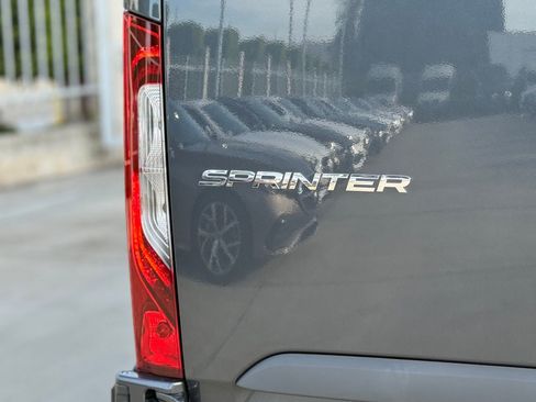 New 2025 Mercedes-Benz Sprinter 2500 image 9