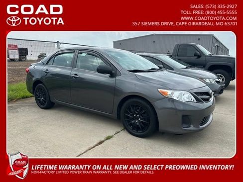 Used 2013 Toyota Corolla LE FWD image 1
