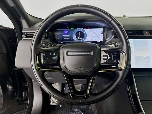 Used 2026 Land Rover Range Rover Velar Dynamic SE image 11