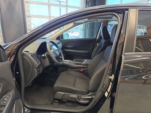 Used 2016 Honda HR-V EX image 13